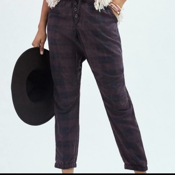 Anthropologie Pants - Anthropologie Jacquie Athleisure Jogger Pants In Plum